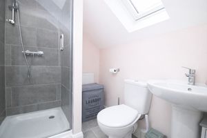 En-suite- click for photo gallery